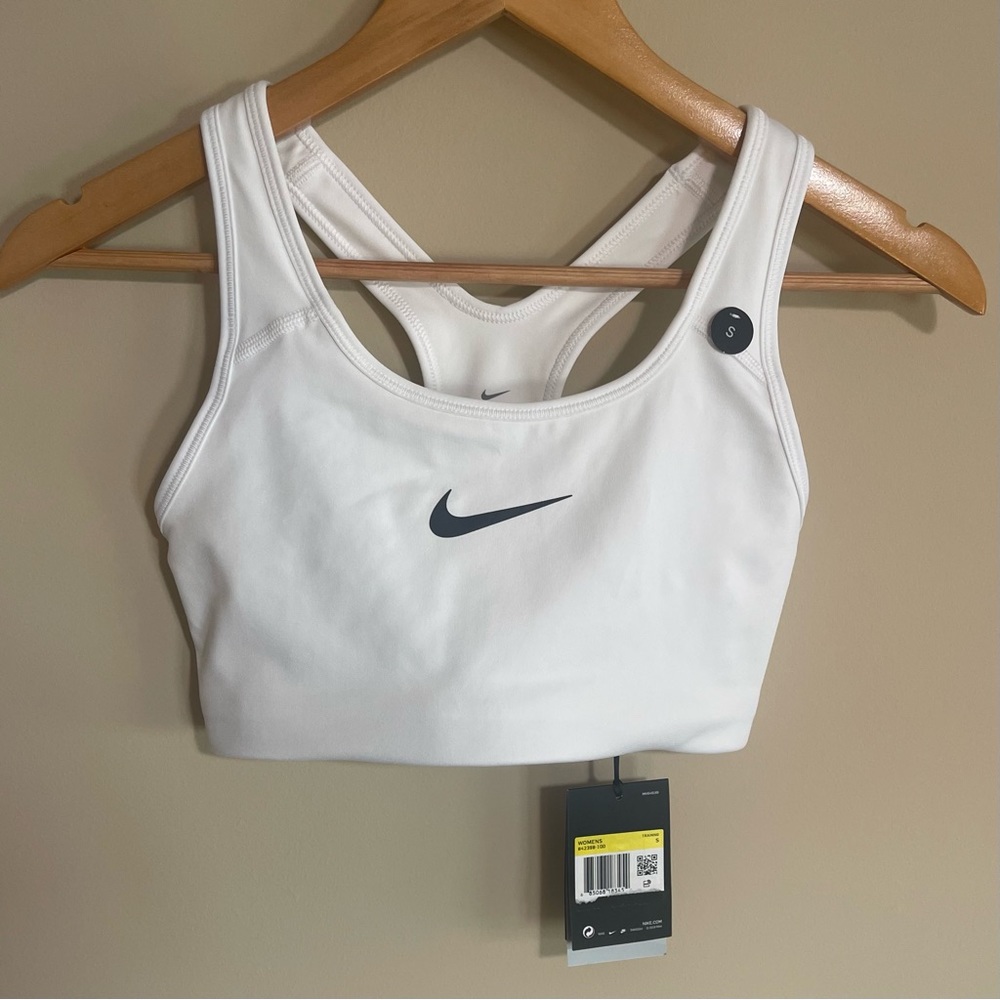 Nike Pro Swoosh Medium Support Sports Bra for Training - Picture 3 of 11